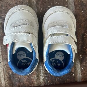 Stride Rite Kids Sneakers in White and Blue